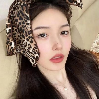 小众又好看的真人头像女生图片