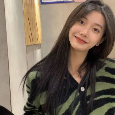 小众真人女头不易撞高级图片