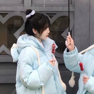 冬天闺蜜女生头像真人一对两张图片