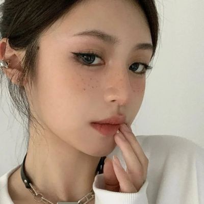 小众又好看的真人头像女生图片