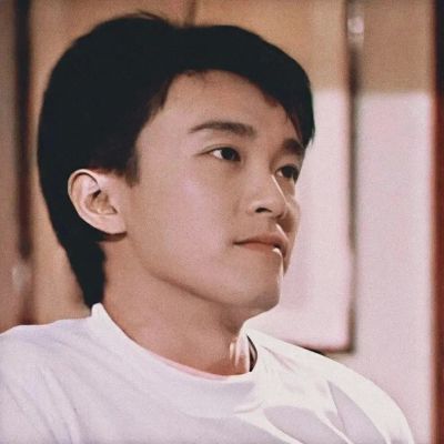 2025流行男生微信头像图片