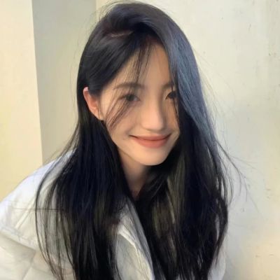 真人好看头像女生风格小众图片