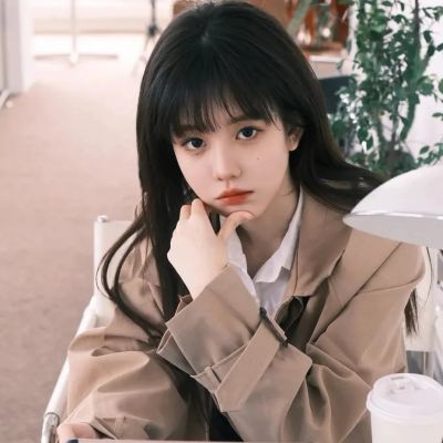 小众不易撞的女头真人图片