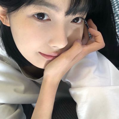 真人照片女生素颜头像图片