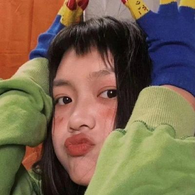 ins超火女生头像真人可爱图片