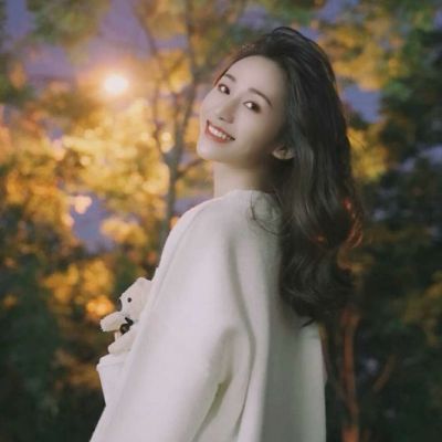 干净温柔氛围感十足的神仙女生头像图片