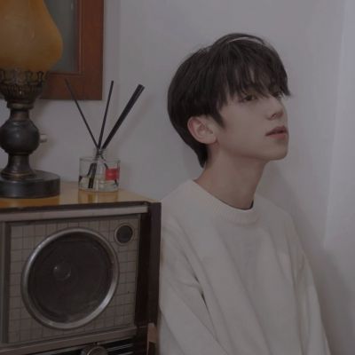 温柔小众丧系头像真人男生帅气图片