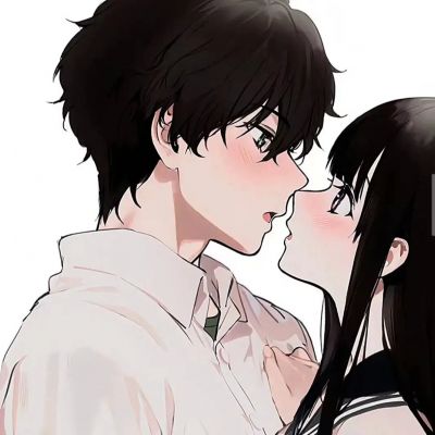 小众高清情侣头像动漫深情对视图片