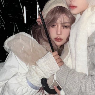 雪中浪漫情侣头像
