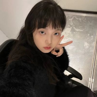 真人照片女生素颜头像图片