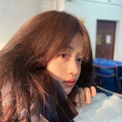高质量ins女头甜妹高清图片