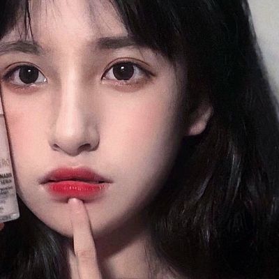 氛围感伤感女生头像高冷照片
