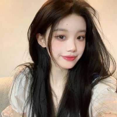 心动微信头像女生高清真人图片