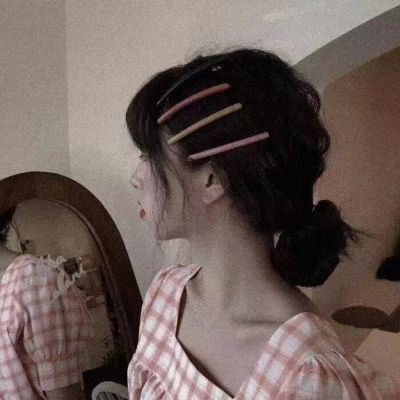 丧系冷酷女生头像真人高清图片