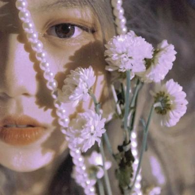 氛围感伤感女生头像高冷照片