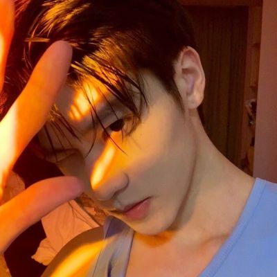 2025头像男真人好看高清图片