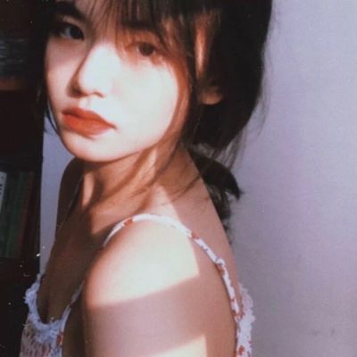 气质头像女生文艺复古风真人清新图片