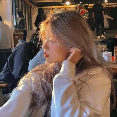 女生头像高质量ins高级真人图片