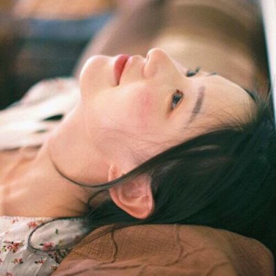 气质头像女生文艺复古风真人清新图片