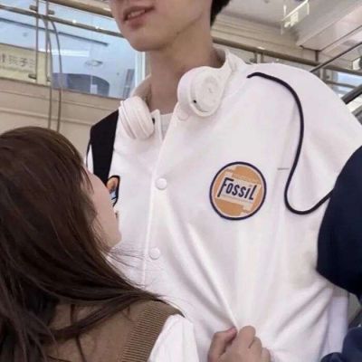 ins风情侣头像真人一左一右甜蜜图片