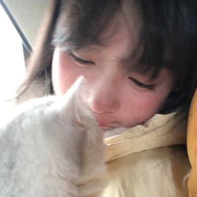 真人照片女生素颜头像图片