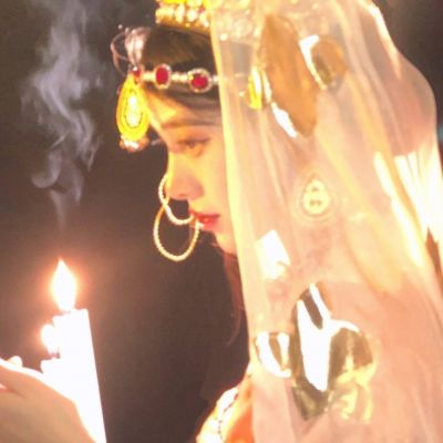 ins爆款沉浸式意境氛围感艺术头像