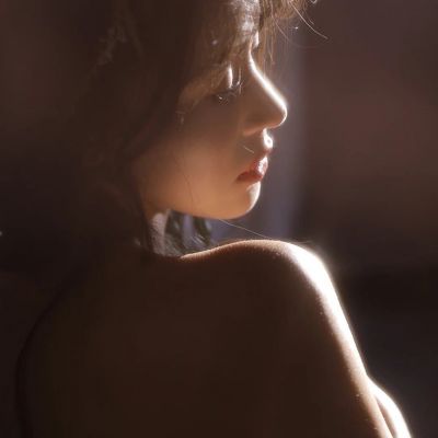 头像女高级氛围感意境图片