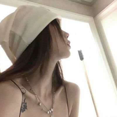 ins风温柔甜妹女头