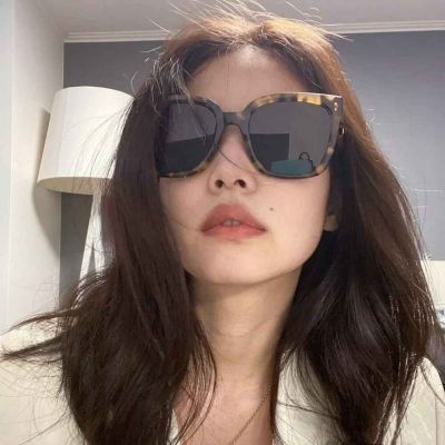 2025年爆款微信超好看的女生头像