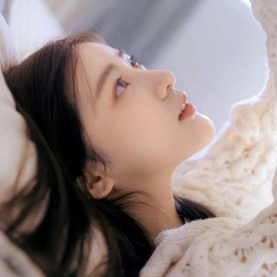 甜妹头像ins高级质感氛围感高清图片