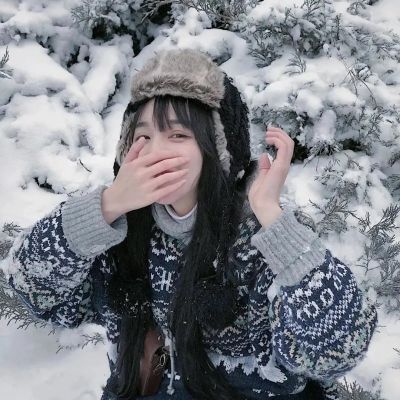 下雪氛围感拉满的专属头像