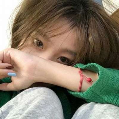 高质量女生头像精选ins风格图片