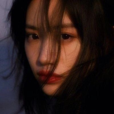 头像女高级氛围感意境图片