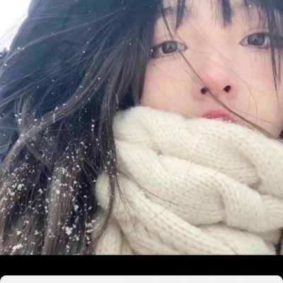 冬季头像真人温柔女生高清图片