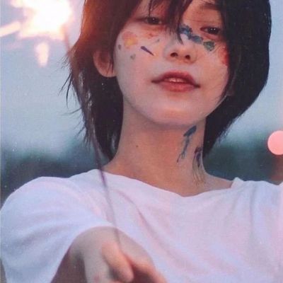 甜妹头像ins高级质感氛围感高清图片