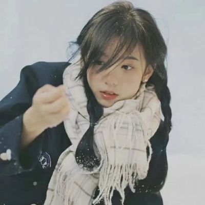 下雪氛围感拉满的专属头像