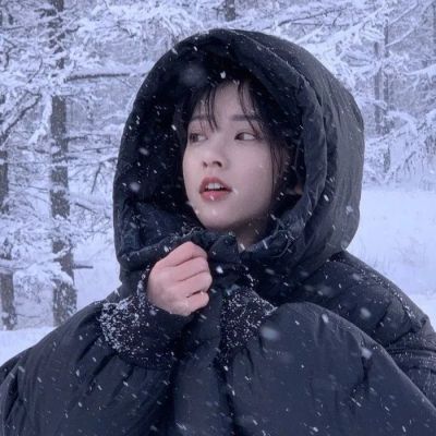 下雪氛围感拉满的专属头像