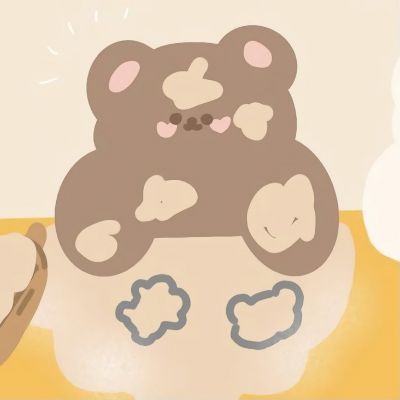 两只熊崽的情侣头像
