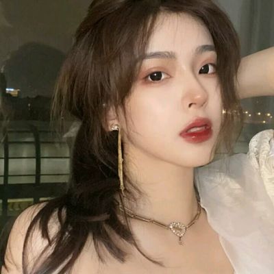 超火ins意境氛围感女头
