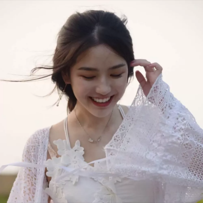 超美女生头像
