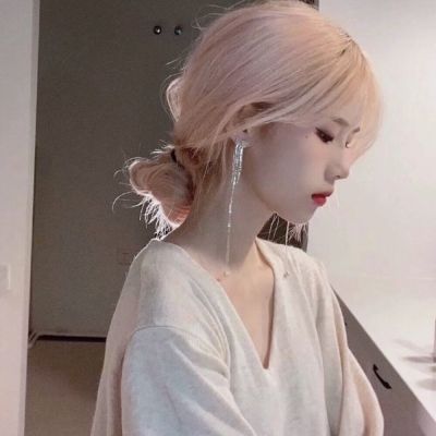 纯欲少女感爆棚的漂亮清纯女头