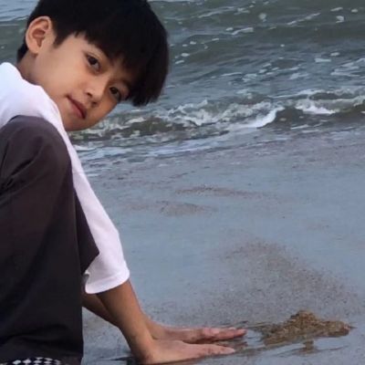 高级氛围感男生头像
