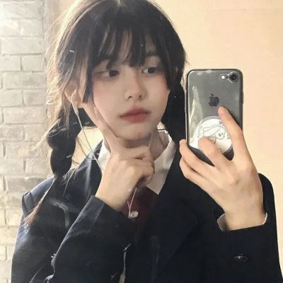 2025热门新鲜真人女头