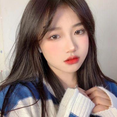 纯欲少女感爆棚的漂亮清纯女头