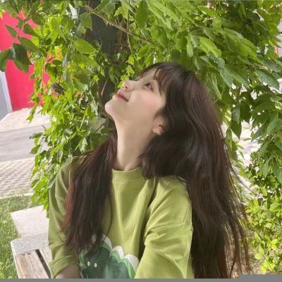 ins真人女头