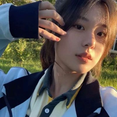 清新文艺可爱女头