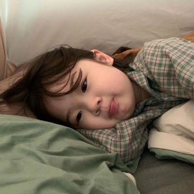 小女孩子一左一右闺蜜头像