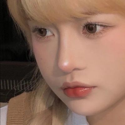 2026热门清新气质真人女头