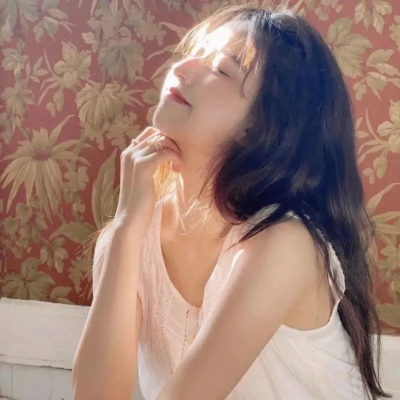 ins意境女