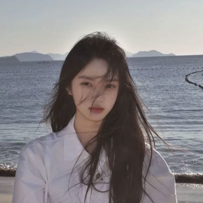 清新文艺可爱女头